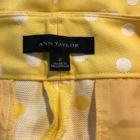 Ann Taylor Yellow Polka Dot Signature Shorts Size 2 EUC - Picture 4 of 9